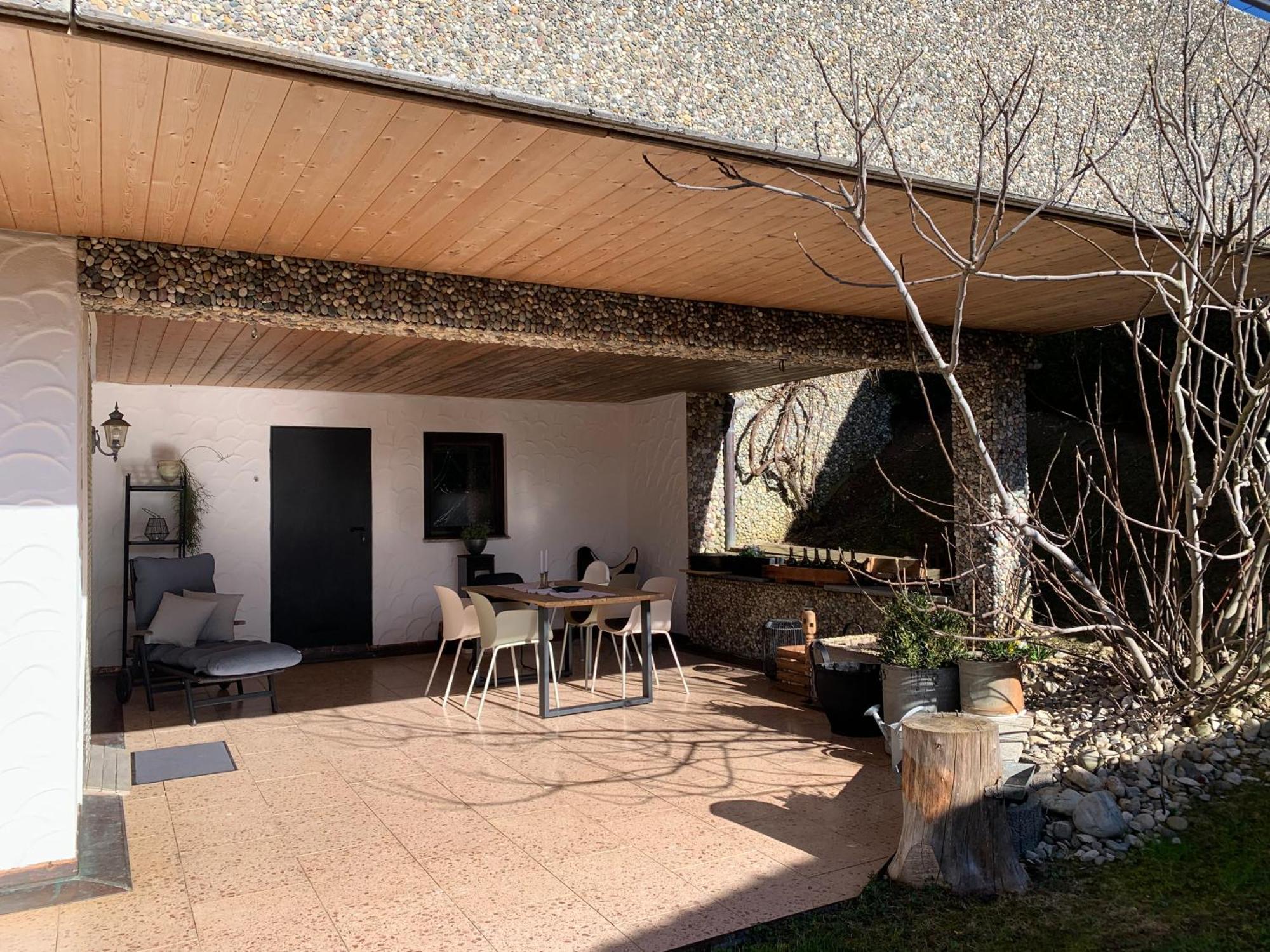 Ruhig, Sonnig Und Etwas Speziell Apartamento Hilzingen Exterior foto